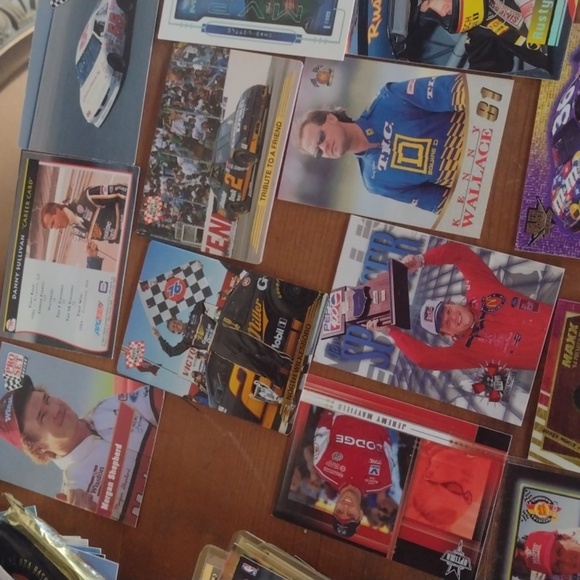 Assorted Racing Trading Cards - Picture 5 of 5